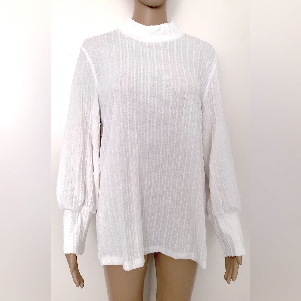 NWT! White Mock-Neck Top With Small Cables - M
